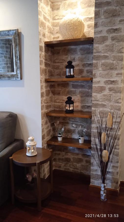 Apartamento Con Terraza Al Puente Romano Cangas de Onis Bagian luar foto